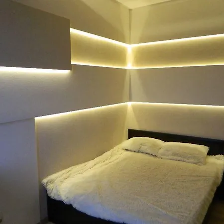 Apartment With Sea View *